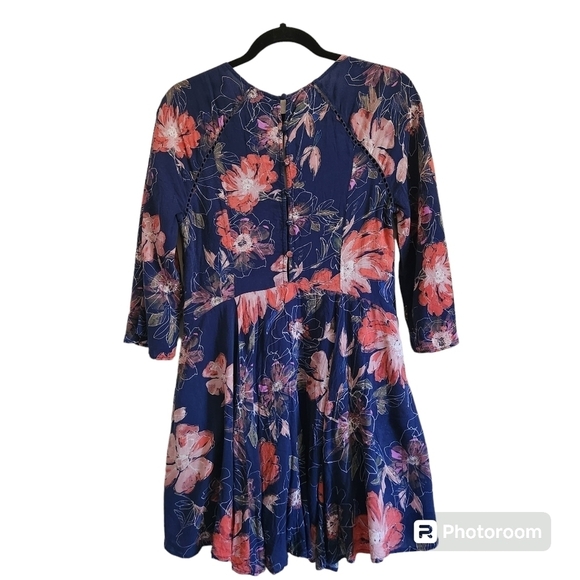 FREE PEOPLE EYES ON YOU PRINTED DRESS IN NAVY COMBO SIZE 4 FLORAL MINI - Picture 4 of 10